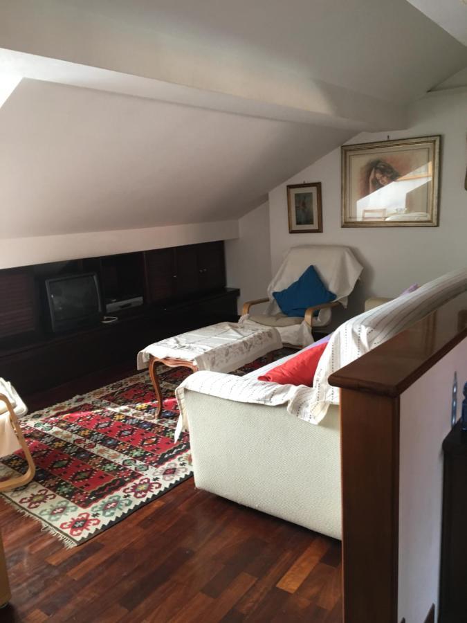 Il Nido Del Gabbiano Apartment Savona Bagian luar foto